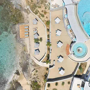 κάντε κράτηση εδώ