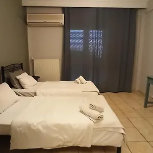κάντε κράτηση εδώ