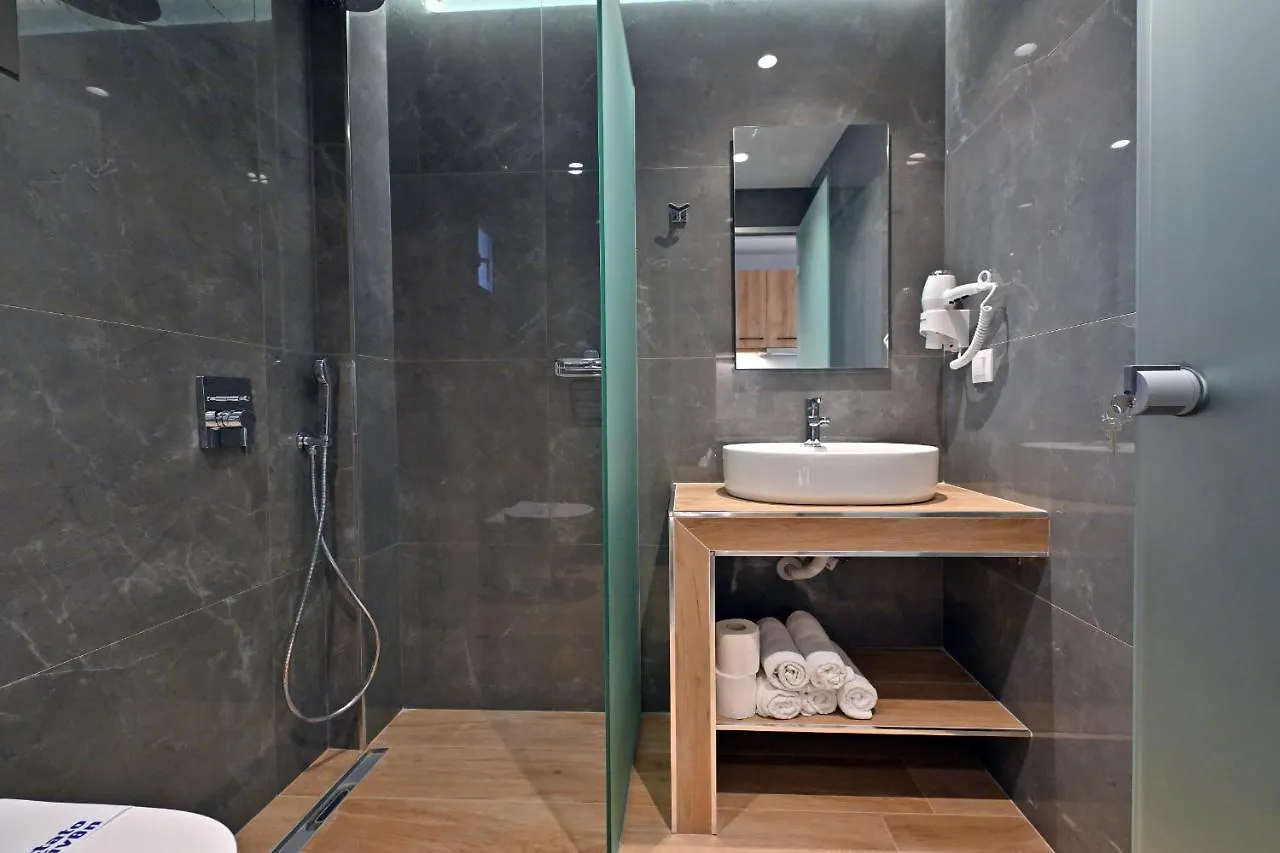 Maltepe Luxury Accommodation By Travel Pro Services Kallithea