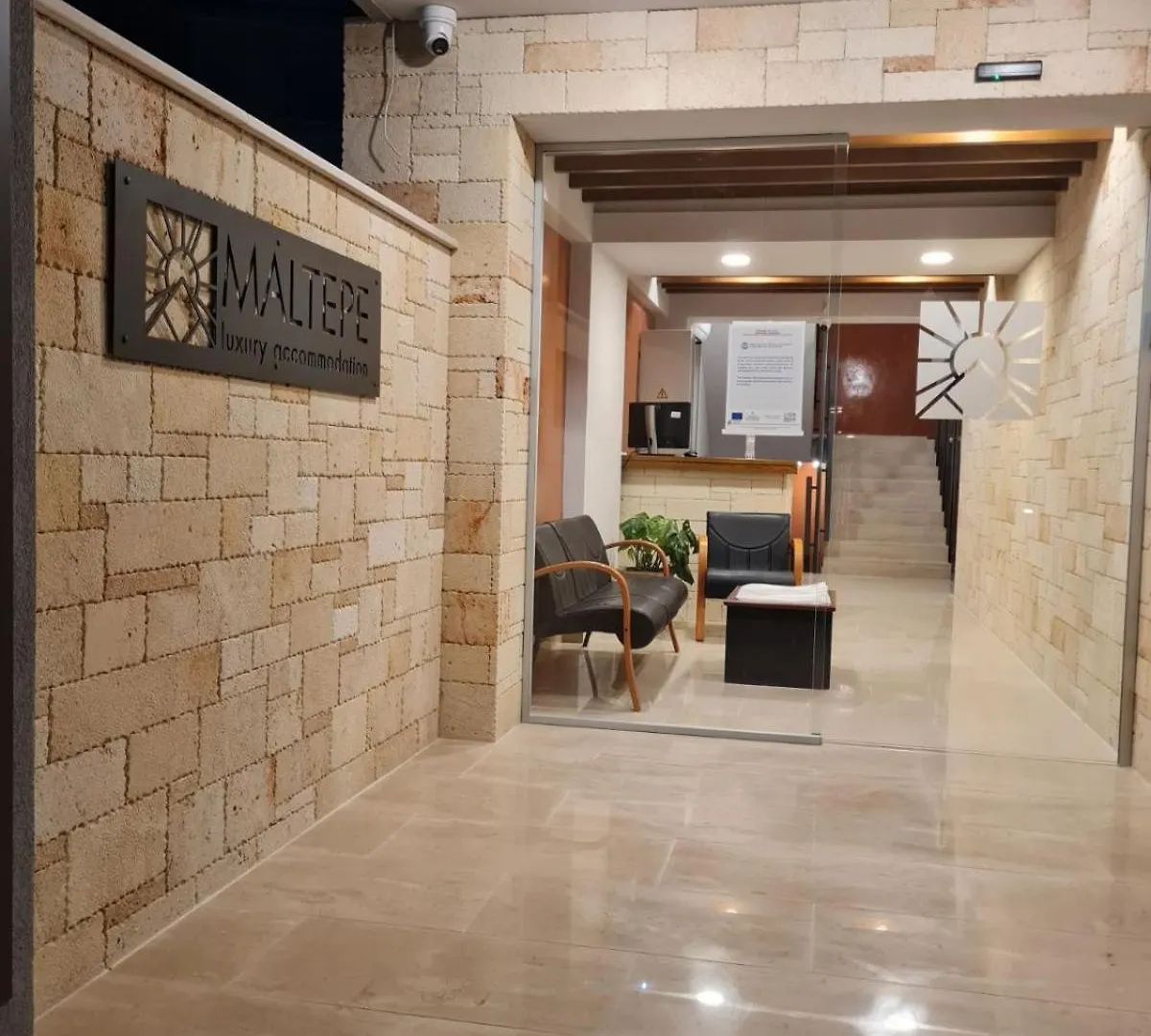 Maltepe Luxury Accommodation By Travel Pro Services Kallithea
